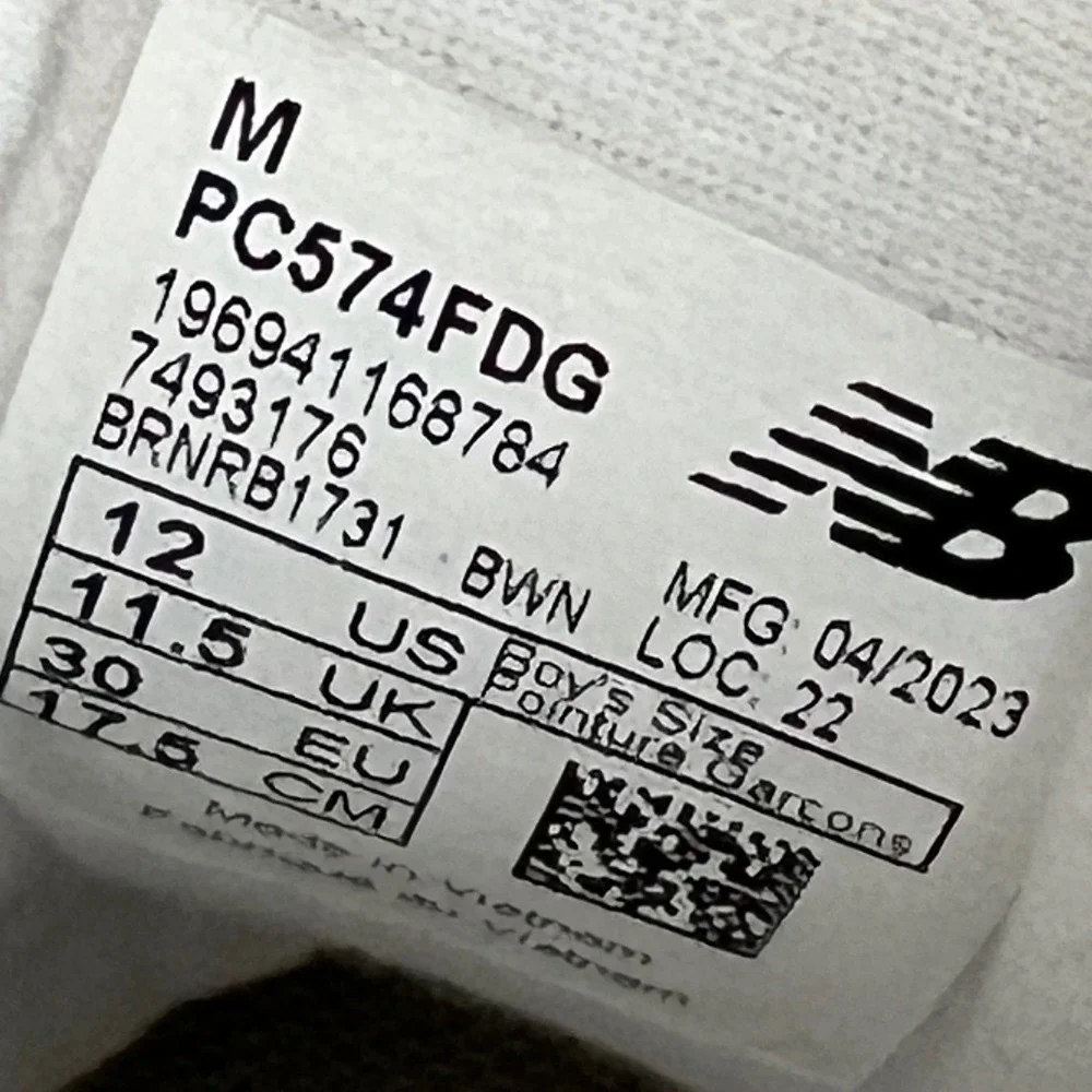 New Balance‎ 574 Boys' Sneakers Blue Suede Mesh Size 12 - Picture 6 of 7